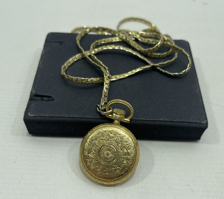 ORJİNAL ZİNCİRİ İLE ALTIN KAPLAMA ANTİKA KURMALI KOLYE SAAT