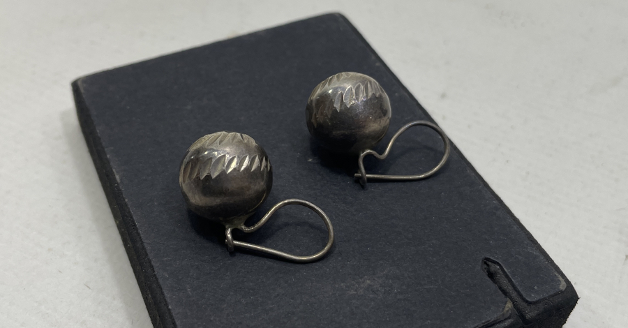 ÖZEL YAPIM GÜMÜŞ TOP KÜPE