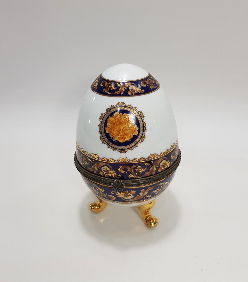 YUMURTA FORMLU PORSELEN MÜCEVHER KUTUSU