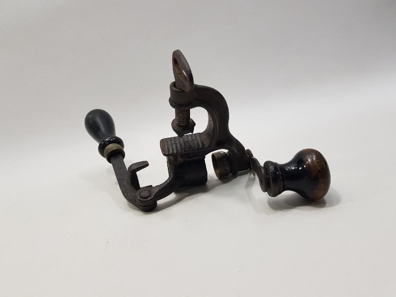 ANTİKA FİŞEK SIKIŞTIRMA ALETİ