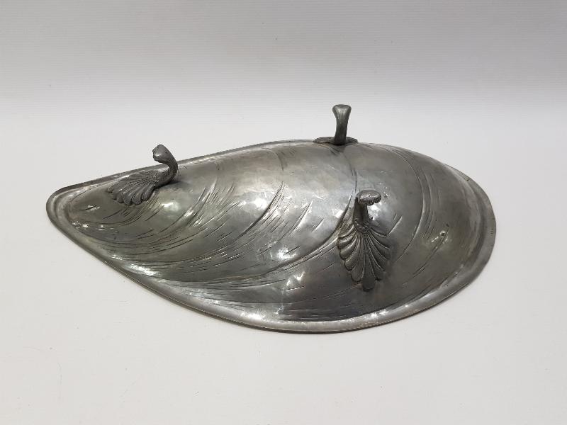 MİDYE KABUĞU FORMLU ANTİKA TABAK