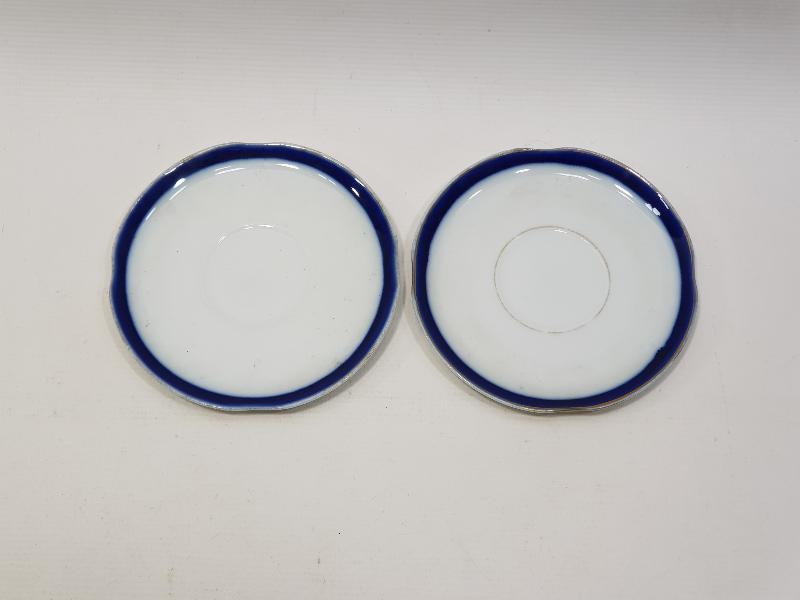 OSMANLICA KUZNETSOV DAMGALI BİR ÇİFT KAHVE FİNCANI TABAĞI 