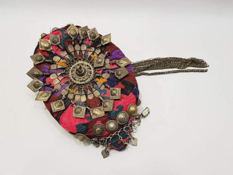 TÜRKMEN İŞİ KADIN BAŞLIĞI