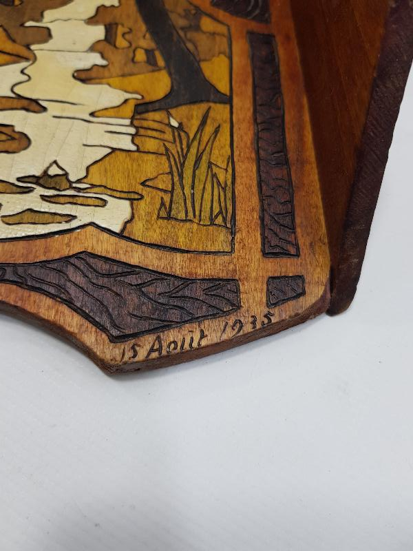 1935 TARİHLİ KÖK BOYALI AHŞAP DUVAR RAFI