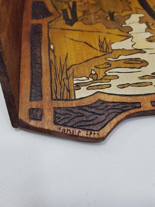 1935 TARİHLİ KÖK BOYALI AHŞAP DUVAR RAFI