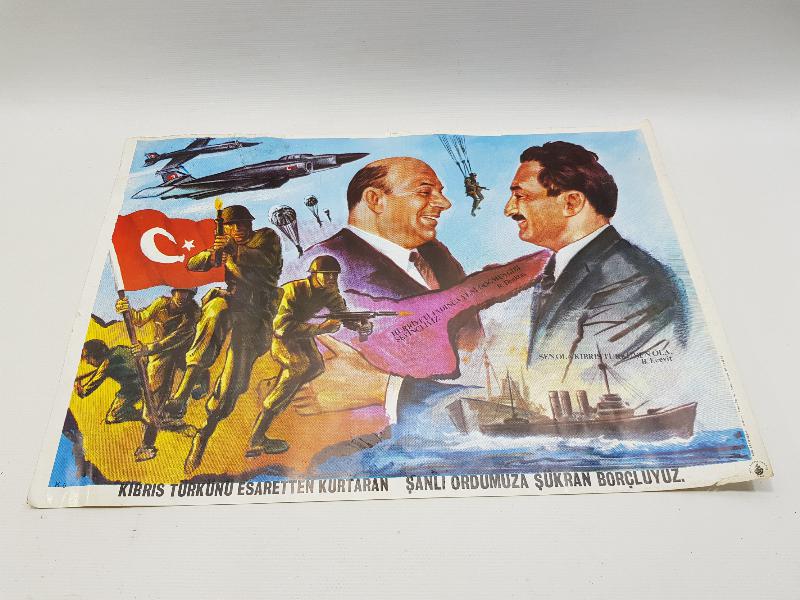 1974 BÜLENT ECEVİT VE RAUF DENKTAŞ RESİMLİ KIBRIS ÇIKARMASI KONULU NADİR AFİŞ 