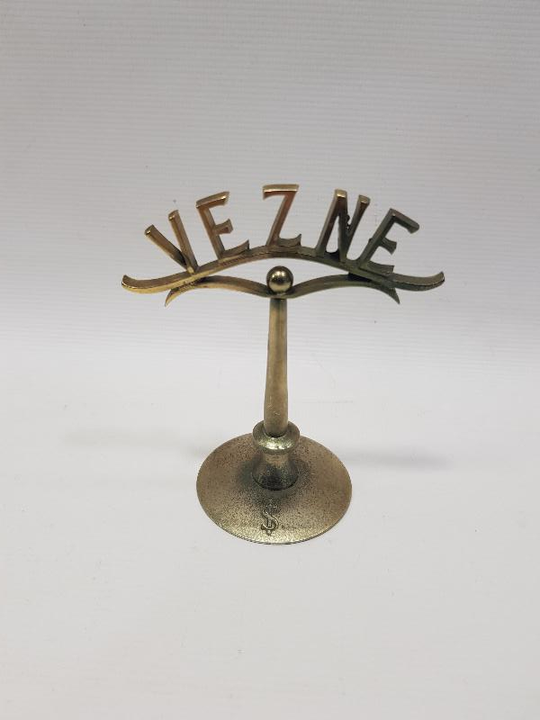 FARKLI FORMDA İŞ BANKASI VEZNE TABELASI