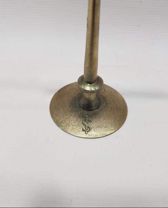 FARKLI FORMDA İŞ BANKASI VEZNE TABELASI