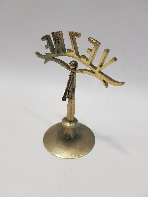 FARKLI FORMDA İŞ BANKASI VEZNE TABELASI