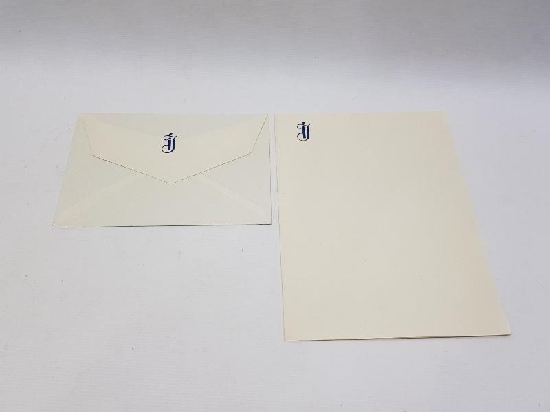 İSMET İNÖNÜ İNİSİYALLİ ZARF VE MEKTUP KAĞIDI