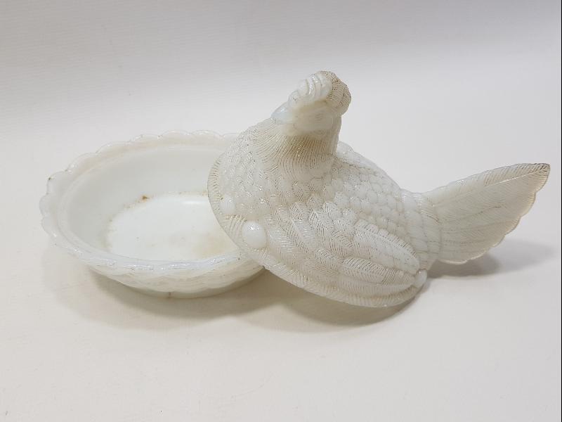 YUMURTLAYAN TAVUK TEMALI OPAL ŞEKERLİK 