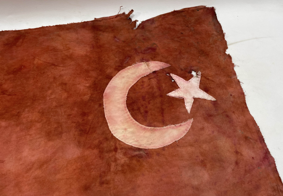 DEKORATİF ANTIKA BAYRAK