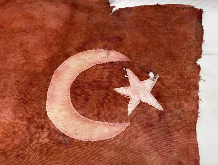 DEKORATİF ANTIKA BAYRAK