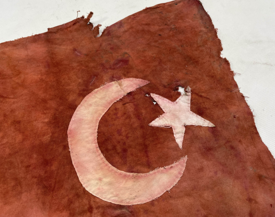 DEKORATİF ANTIKA BAYRAK