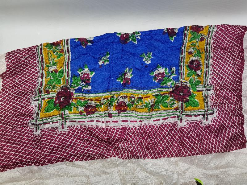 ANTİKA HAC İŞİ İPEK BAŞ ÖRTÜSÜ