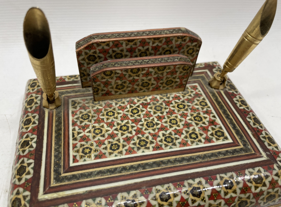 MARKÜTERİ İŞÇİLİKLİ ANTİKA MASA ÜSTÜ KALEMLİĞİ