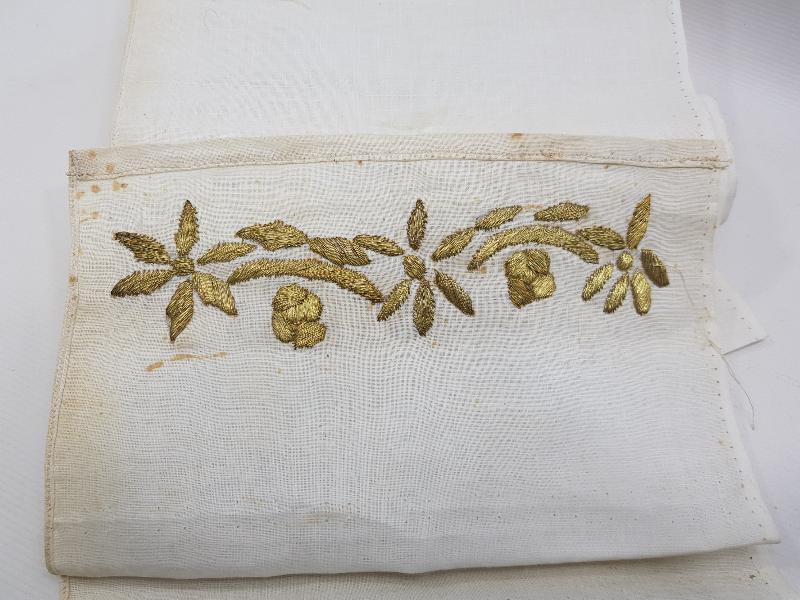 OSMANLI DÖNEMİ ALTIN TEL SARMA İŞLEMELİ İPEK UÇKUR