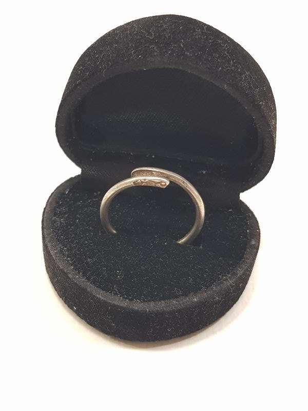 OSMANLI DÖNEMİ ÜZERİNDE MEDİNE-İ MÜNEVVERE YAZILI GÜMÜŞ YÜZÜK 