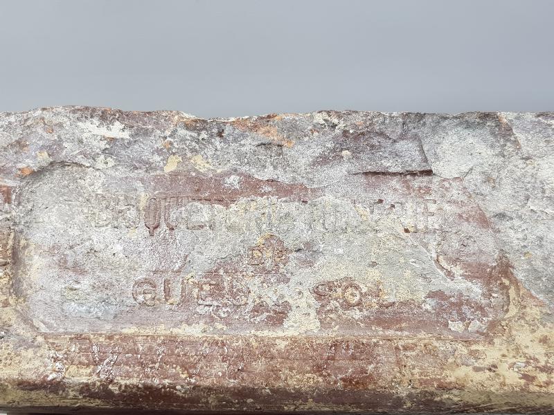 ÜZERİ OSMANLICA VE FRANSIZCA YAZILI ÇOK NADİR TUĞLA