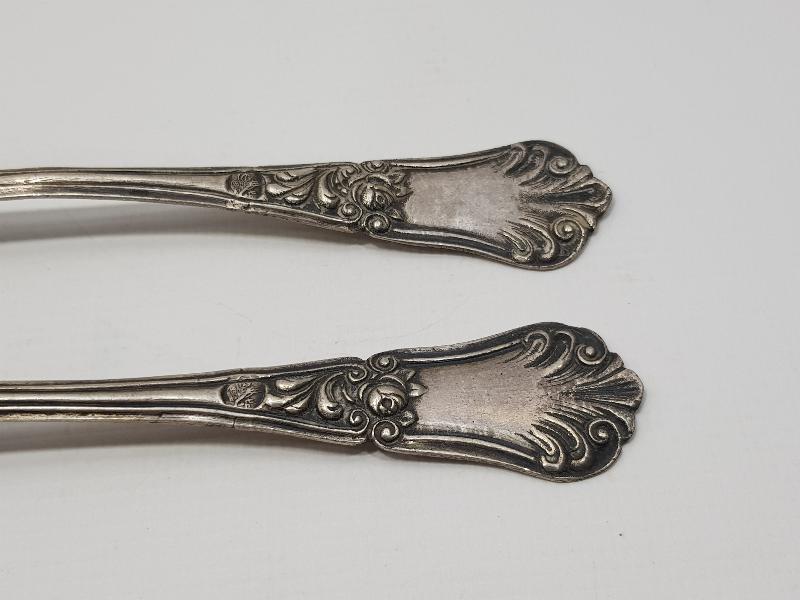 OSMANLI DÖNEMİ TUĞRALI, SAH DAMGALI VE ÇEŞNİLİ GÜMÜŞ ÇATAL KAŞIK TAKIMI