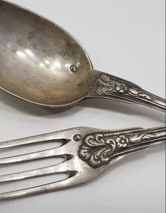 OSMANLI DÖNEMİ TUĞRALI, SAH DAMGALI VE ÇEŞNİLİ GÜMÜŞ ÇATAL KAŞIK TAKIMI