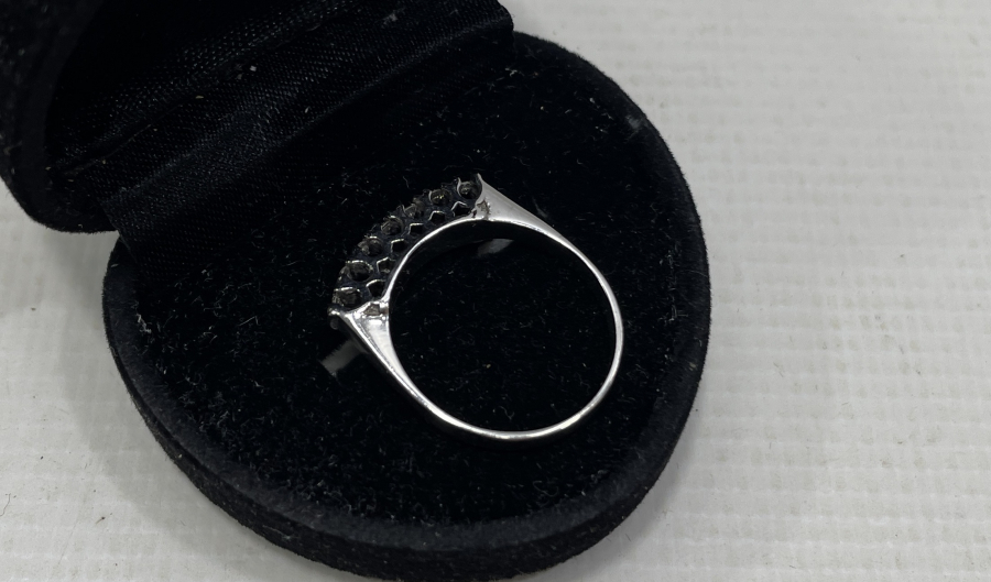 7 TAŞ ÖZEL YAPIM PIRLANTA YÜZÜK