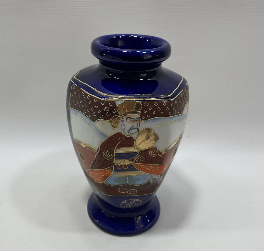 ESKİ ÇİN EL BOYAMA PORSELEN VAZO