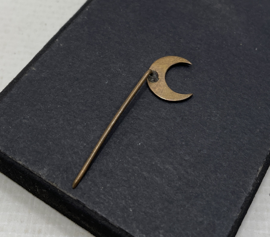 OSMANLI DÖNEMİ HİLAL FORMUNDA ALTIN BROŞ