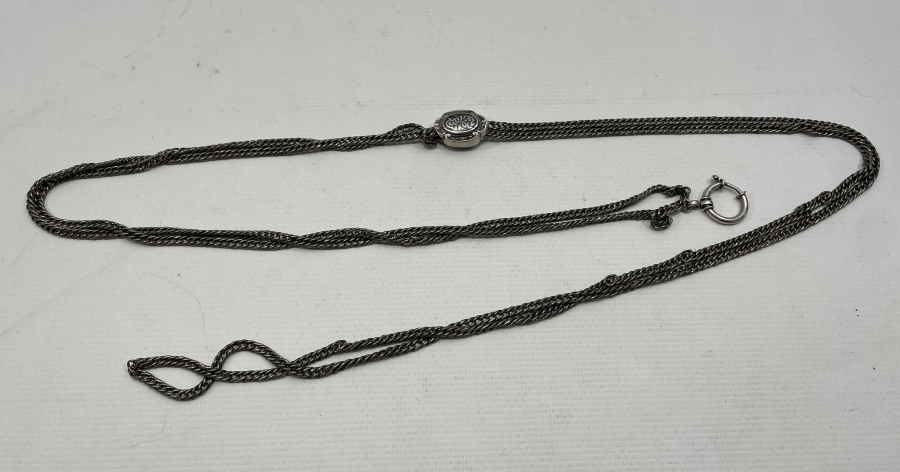 OSMANLI DÖNEMİ İPEK ZİNCİRLİ VE SÜRGÜSÜ SAVATLI GÜMÜŞ CEP SAATİ KÖSTEĞİ