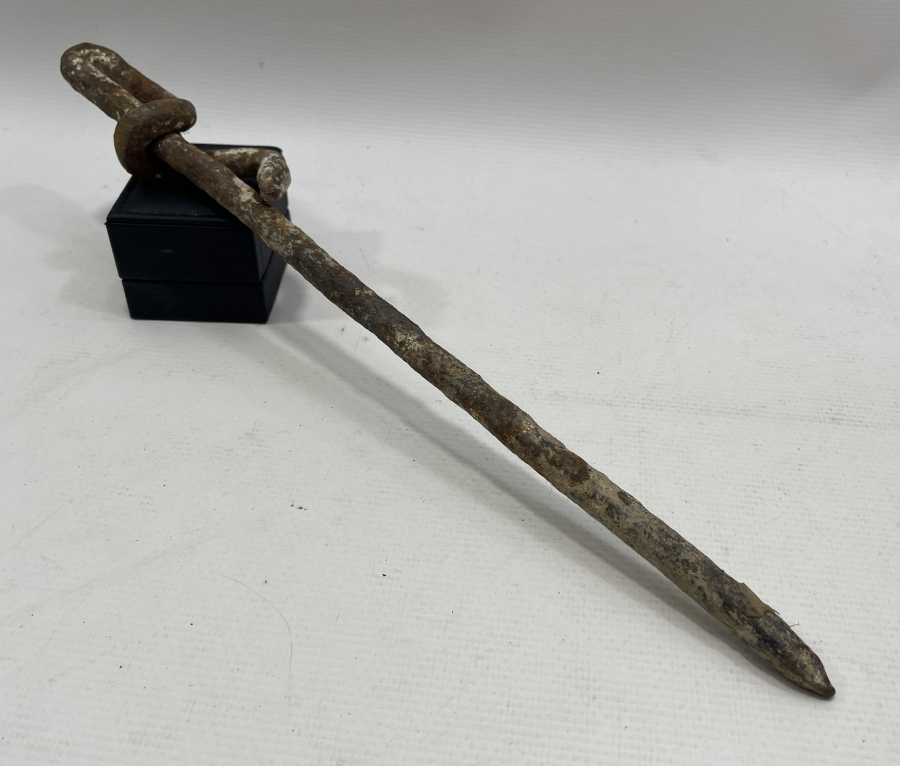 1. DÜNYA SAVAŞI DÖNEMİ ÇOK NADİR YILAN FORMUNDA İNGİLİZ ÇADIR KAZIĞI