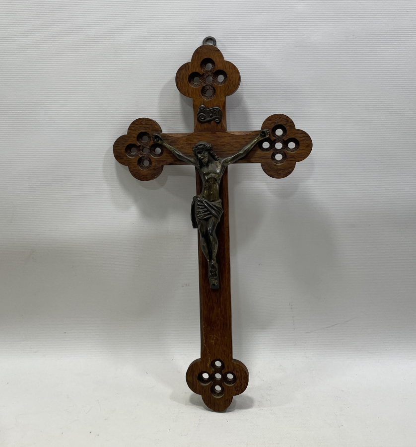 1900 BAŞLARI BÜYÜK BOY RUM HAÇI