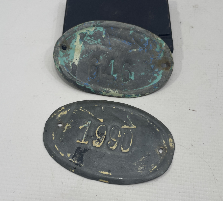 CUMHURİYET BAŞLARI 2 ADET KAPI NUMARASI