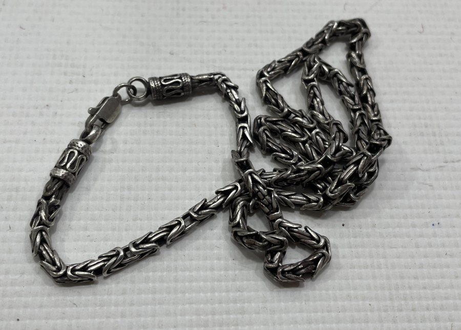 GÜMÜŞTEN MAMUL KRAL ZİNCİRİ