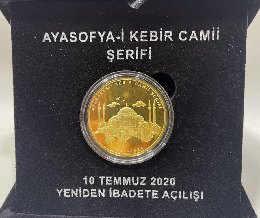 ORJİNAL KUTUSUNDA GÜMÜŞ AYASOFYA CAMİİ'NİN İBADETE AÇILIŞ HATIRASI