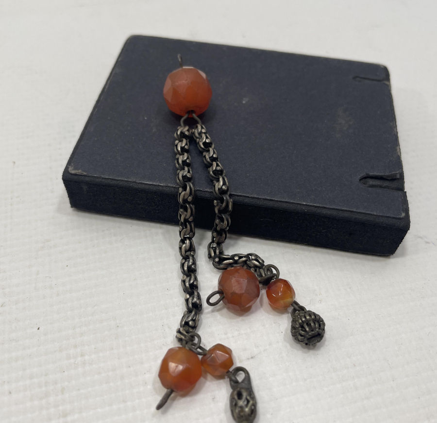 OSMANLI DÖNEMİ FASETALI AKİK VE ARNAVUT ZİNCİRLİ GÜMÜŞ TESPİH PÜSKÜLÜ