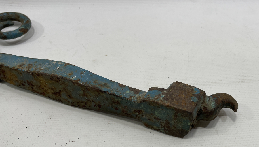 OSMANLI DÖNEMİ KARTAL PENÇESİ FORMUNDA ÇERKES İŞİ DEV BOY KAPI TOKMAĞI