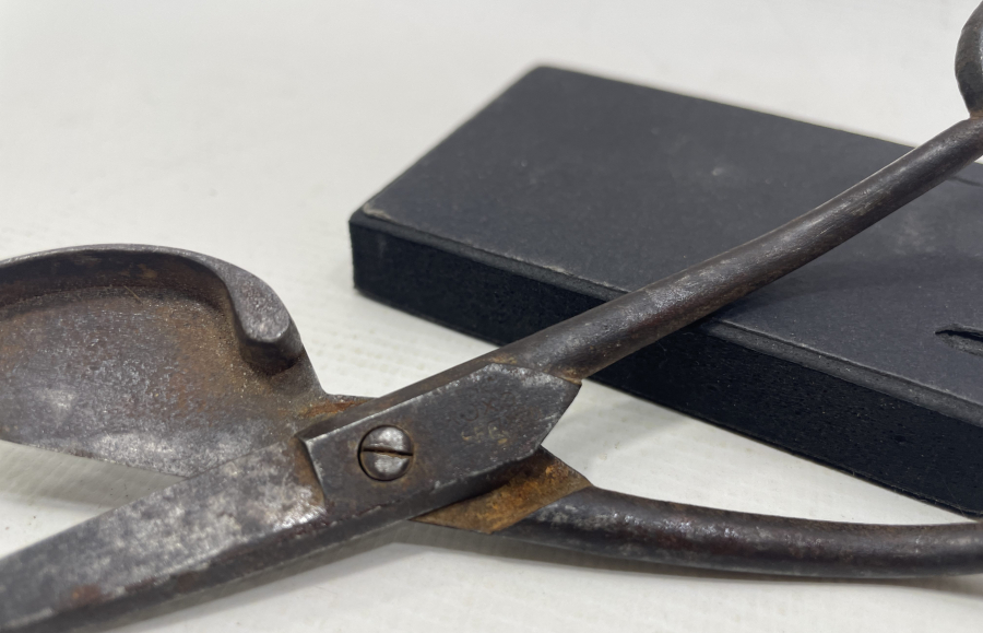 OSMANLI DÖNEMİ NADİR FORMDA MUM MAKASI