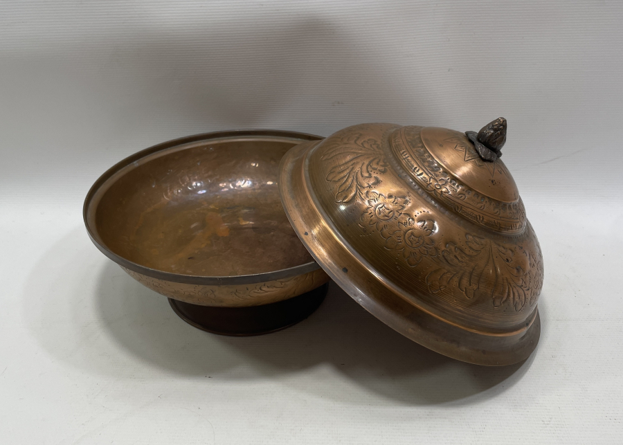 TAMAMI KALEM İŞÇİLİKLİ NADİR SÜLEYMANİYE İŞİ KAPAKLI SAHAN