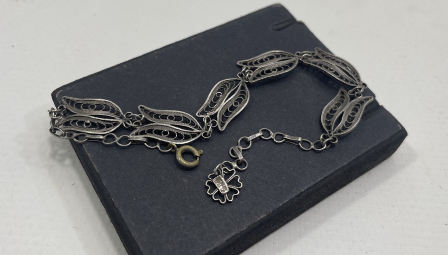 TELKARİ İŞÇİLİKLİ GÜMÜŞ BİLEKLİK