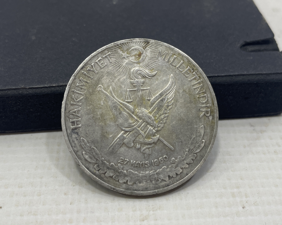 27 MAYIS 1960 HATIRASI ASKERİ DARBE PARASI