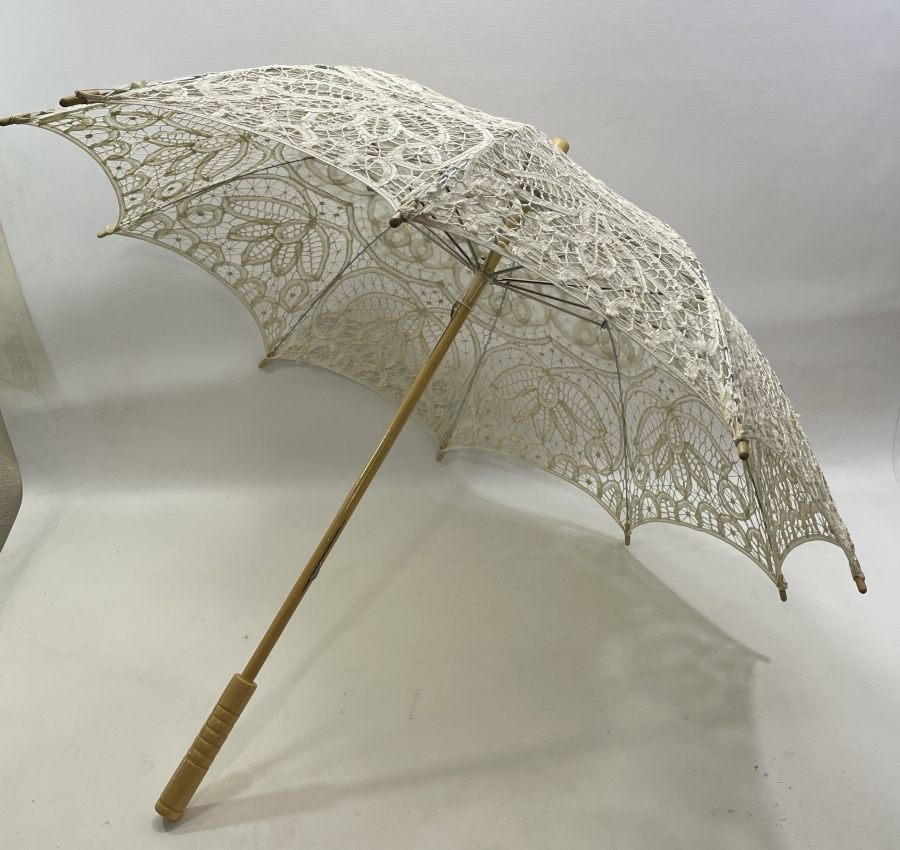 EL YAPIMI DANTEL HANIM EFENDİ ŞEMSİYESİ