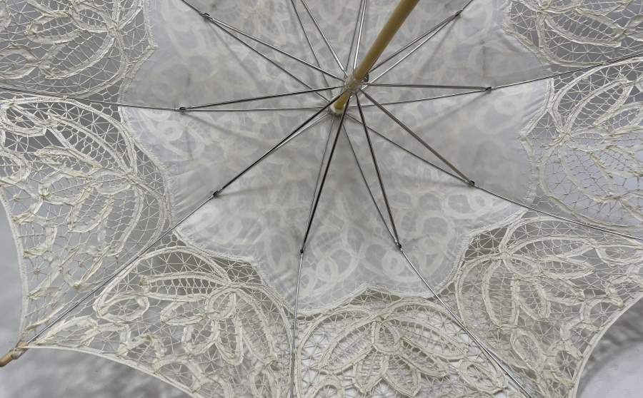 EL YAPIMI DANTEL HANIM EFENDİ ŞEMSİYESİ