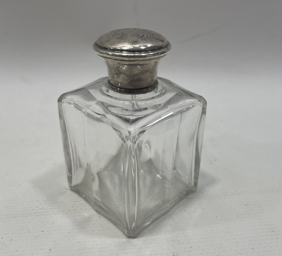 GÜMÜŞ KAPAKLI ANTİKA HOKKA