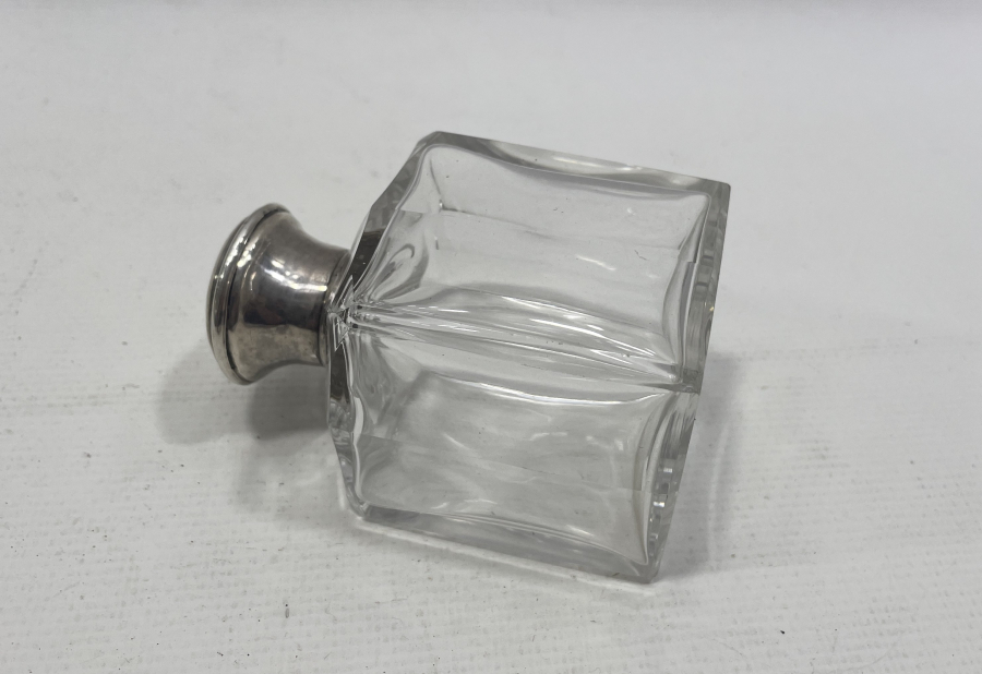 GÜMÜŞ KAPAKLI ANTİKA HOKKA