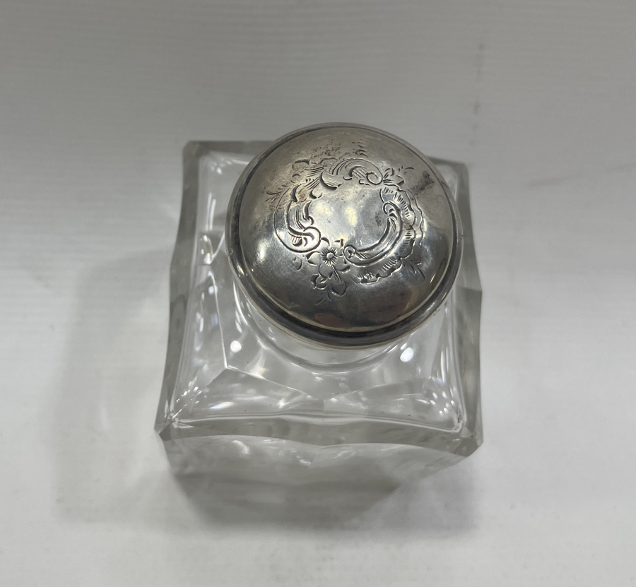 GÜMÜŞ KAPAKLI ANTİKA HOKKA