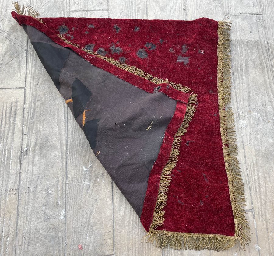 OSMANLI DÖNEMİ KELİME-İ TEVHİD YAZILI SIRMALI SANCAK