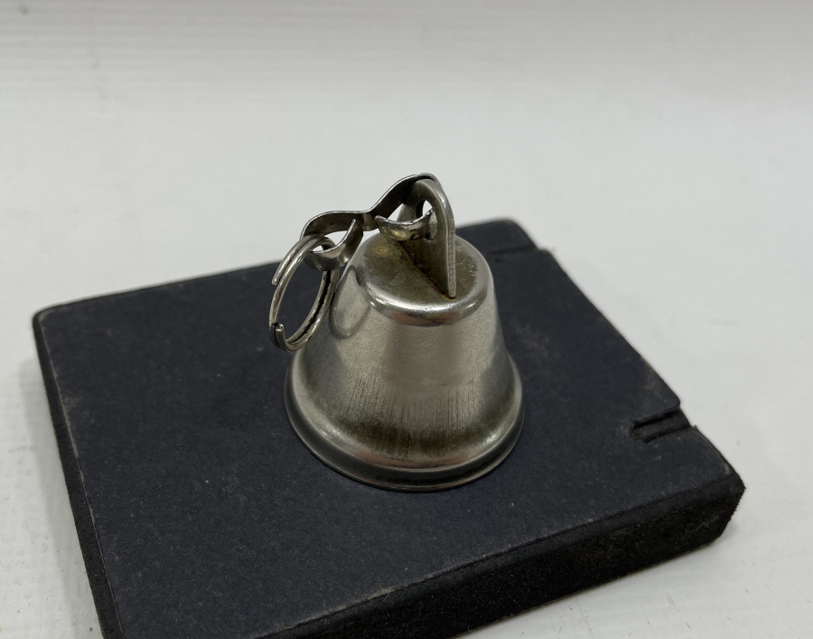 ZİL FORMUNDA ANTİKA ANAHTARLIK