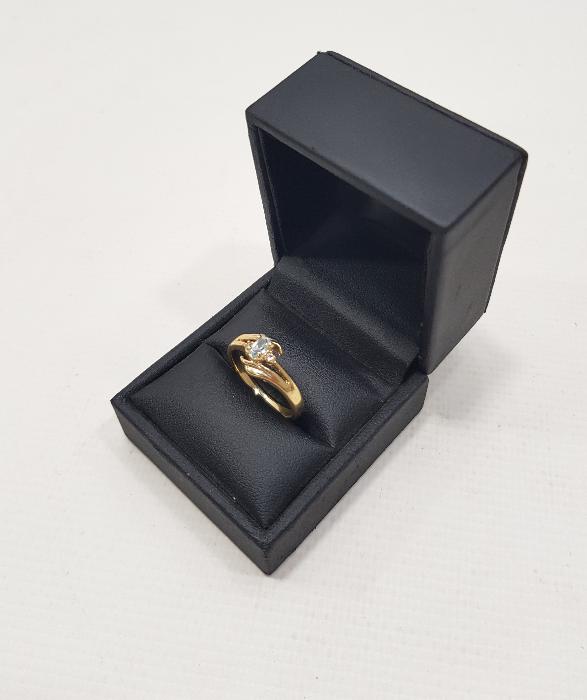 OPAL TAŞLI ALTIN KAPLAMA YÜZÜK