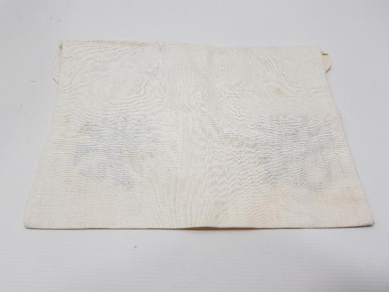 ÜZERİ ALLAH YAZILI EL İŞLEME KUR'AN-I KERİM ÇANTASI