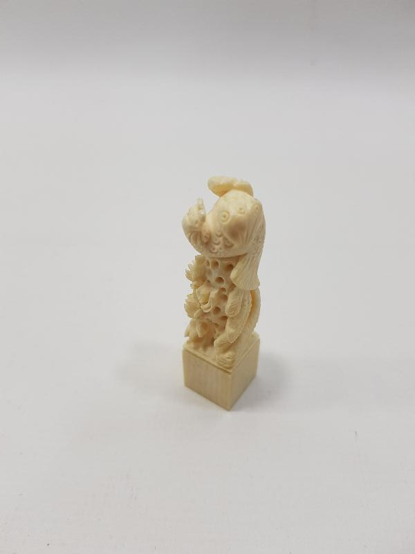 ANTİKA FİL DİŞİ MASA ÜSTÜ OBJESİ 